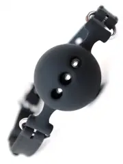 Delikli Siyah Silikon Ağız Topu – Nefes Alabilir ve Konforlu BDSM Aksesuarı